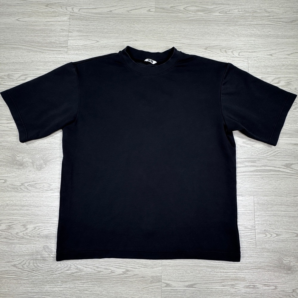 Uniqlo Men's T-Shirt U AIRism Cotton Oversized Black Medium Short Sleeve